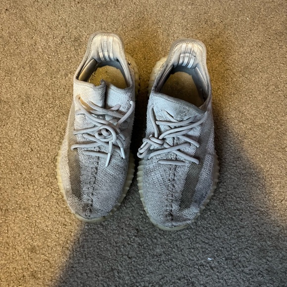 Yeezy Boost 350 V2 Cream White/Triple White - Picture 4 of 4